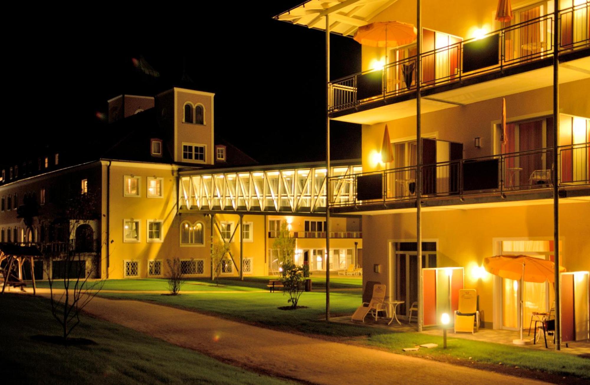 Optimamed Gesundheitsresort Bad Wimsbach Exteriér fotografie